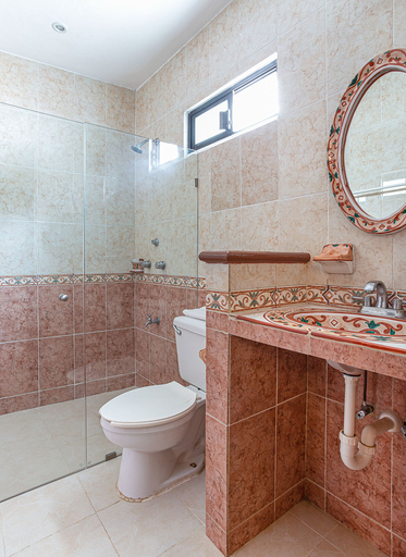 Bathroom 3, La Aurora Hotel Colonial, Valladolid