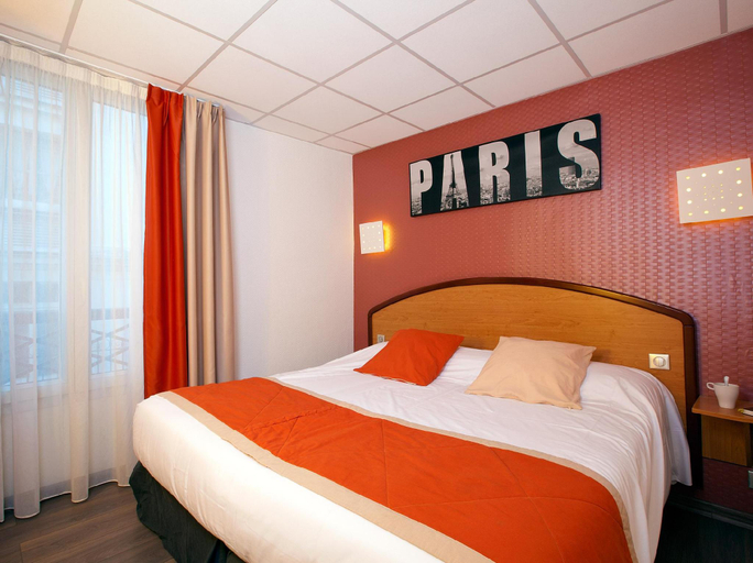 Others 5, Hotel Meridional, Paris