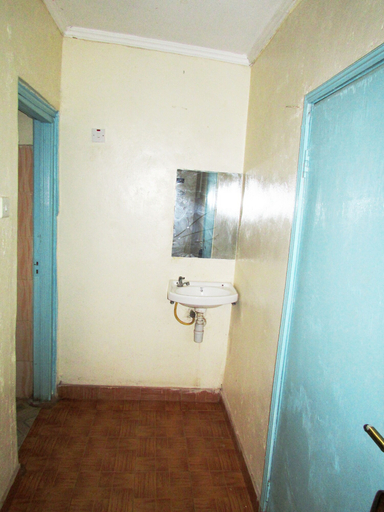 Bathroom 4, Embonga Dream City Resort, Kitutu Chache South