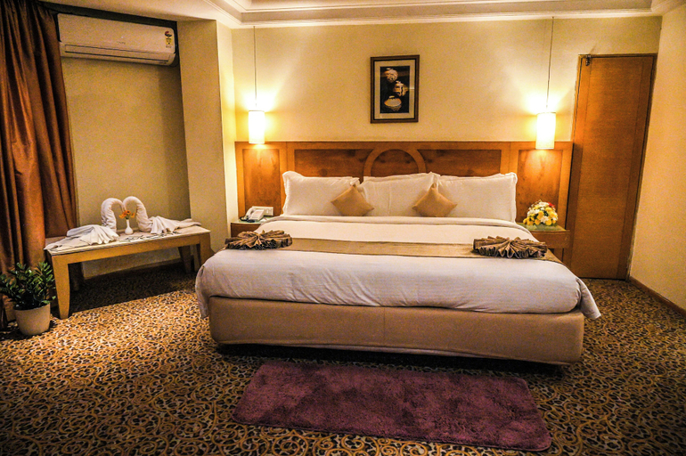 Bedroom 4, Katriya Hotel & Towers, Hyderabad