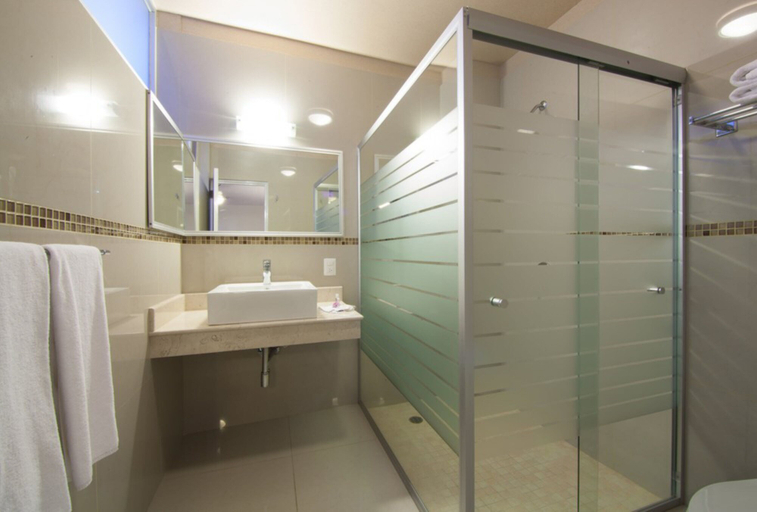 Bathroom 4, Hotel Porhe, Uruapan