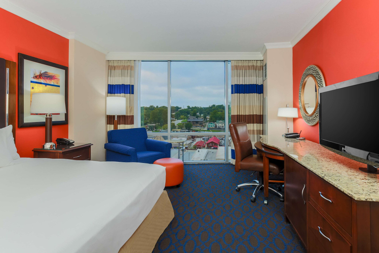 Bedroom 3, Hilton Branson Convention Center, Taney