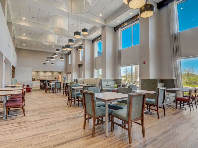 Food & Drinks 5, Hampton Inn & Suites Williamstown Ark Encounter, Grant