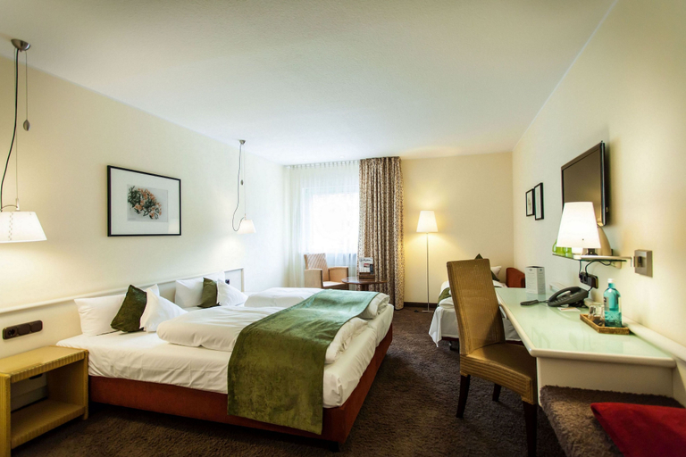 Bedroom 3, Hotel Deutscher Hof, Trier