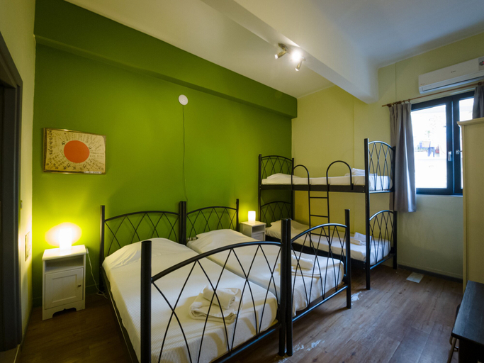 Bedroom 4, RentRooms Thessaloniki, Central Macedonia