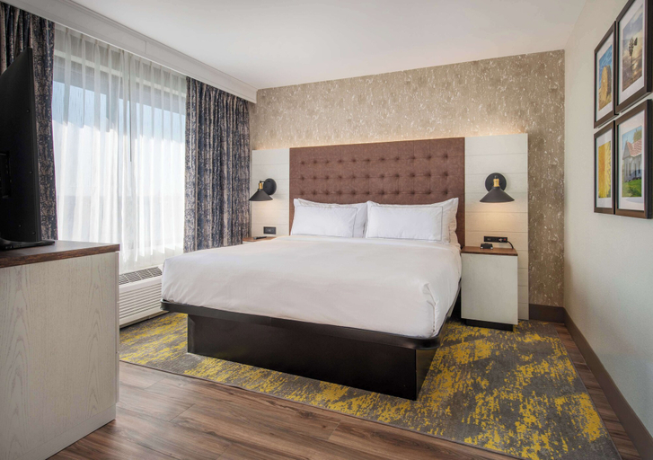 Bedroom 3, Doubletree by Hilton Monroe Township Cranbury, Middlesex