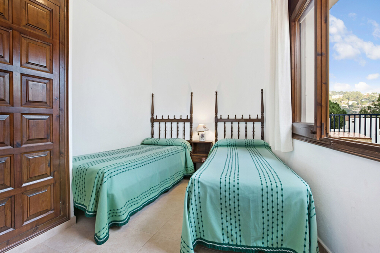 Bedroom 2, Apartment Joan, Girona