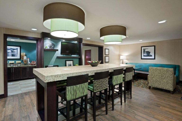 Public Area 2, Hampton Inn North Sioux City, Union