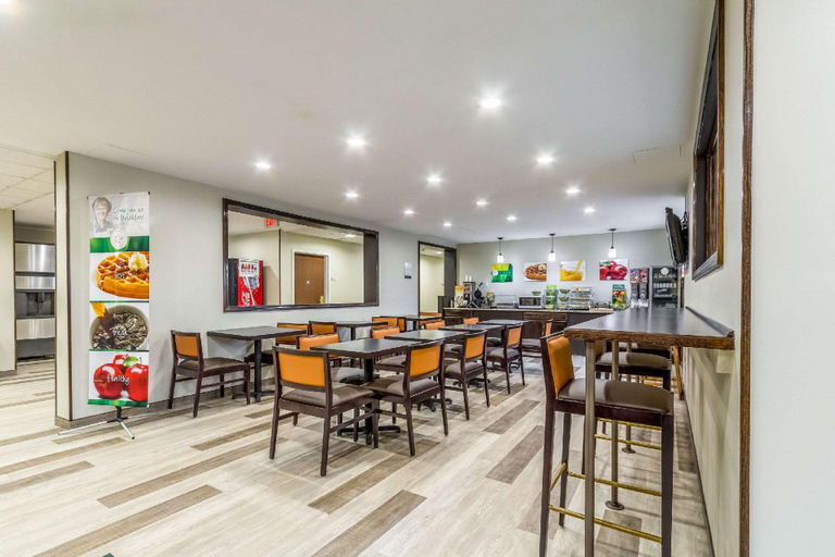 Food & Drinks 5, Quality Inn & Suites North Lima - Boardman, Mahoning