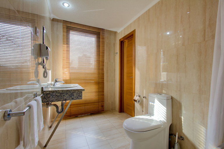 Bathroom 3, Bishkek Boutique, Bishkek