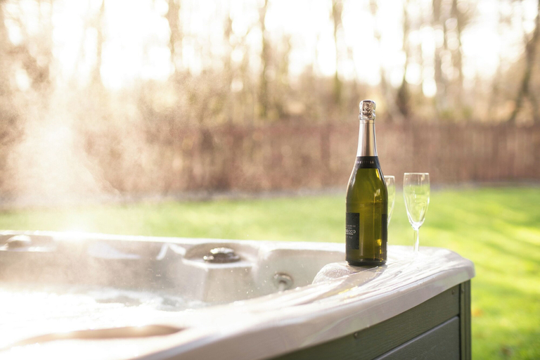 Food & Drinks, Loch Lomond Luxury Lodges, Stirling