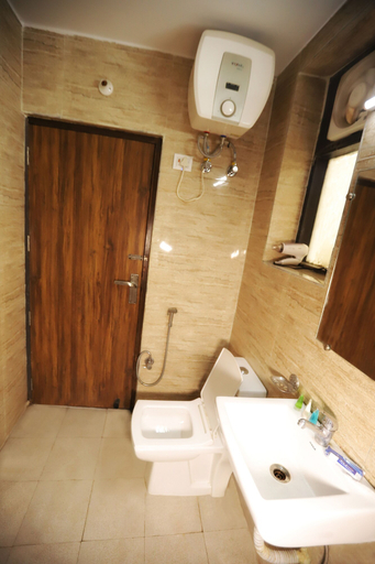 Bathroom 4, ADB Rooms Hotel Noratan Palace, Delhi