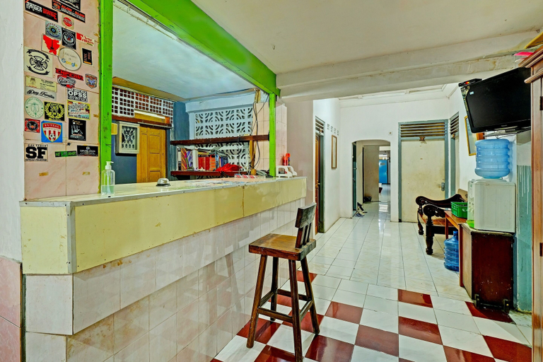 Food & Drinks, SPOT ON 91915 Homestay Superman, Yogyakarta