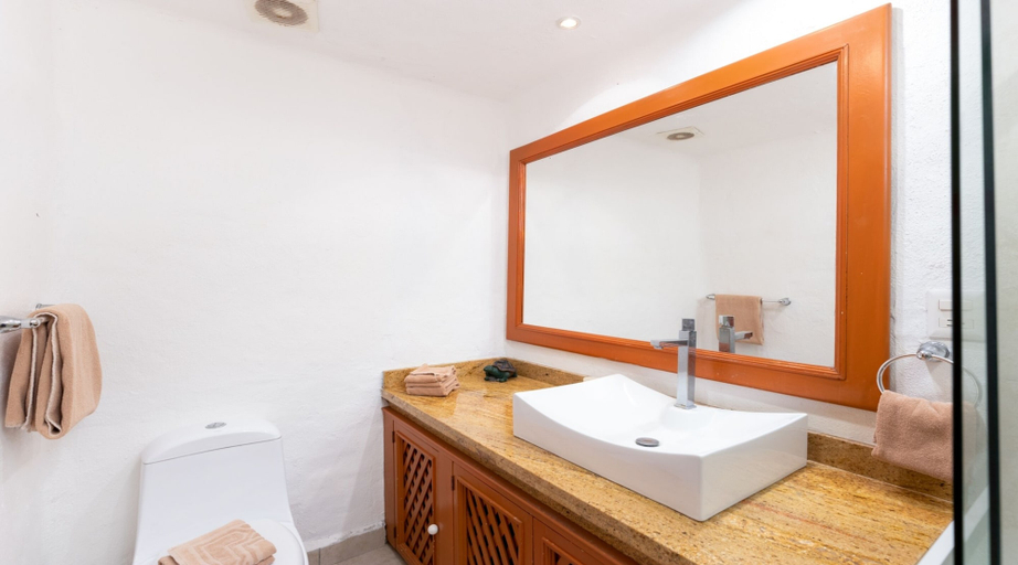 Bathroom 4, Condo Los Tules 15-122 by Kivoya, Puerto Vallarta