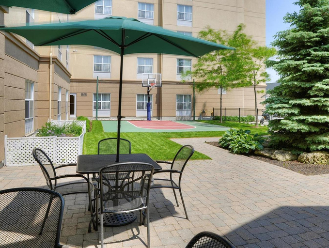 Exterior & Views 2, Homewood Suites by Hilton Burlington, Halton