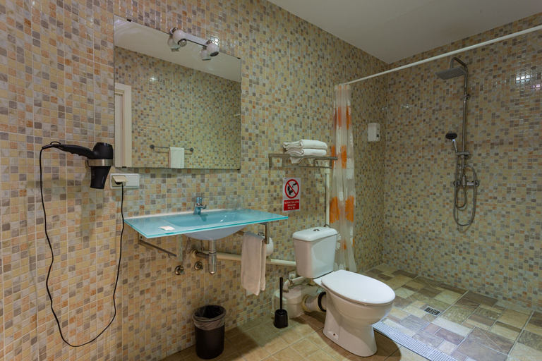 Bathroom 4, Casual Blue, Vizcaya