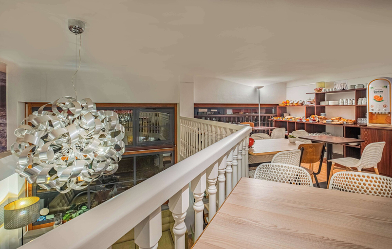 Food & Drinks 5, Sure Hotel by Best Western Lorient Centre, Morbihan