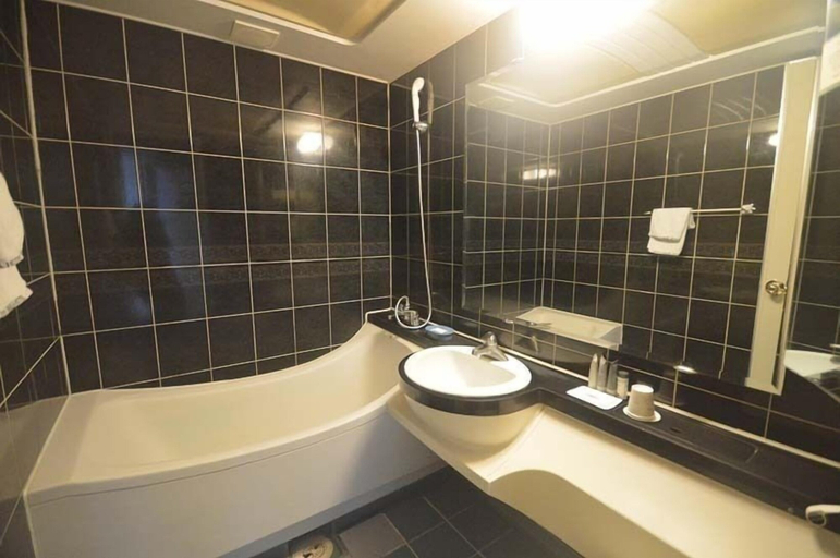 Bathroom 3, Benikea Mountain and Sea Daepo Port, Sokcho