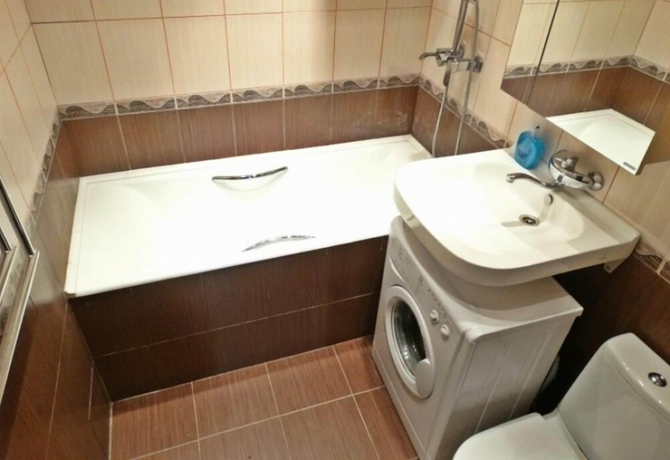 Bathroom, Inndays Podolsk on Yubileynaya, Podol'skiy rayon