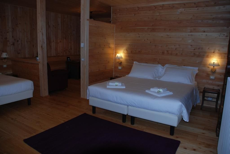 Bedroom 2, Relais Regina, Vercelli