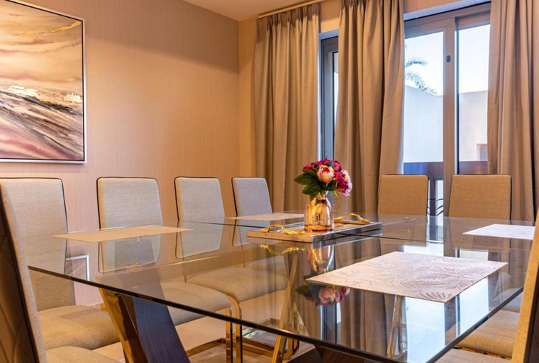 In-room dining, GLOBALSTAY. Sarai Private Pool Homes and Villas, Dubai