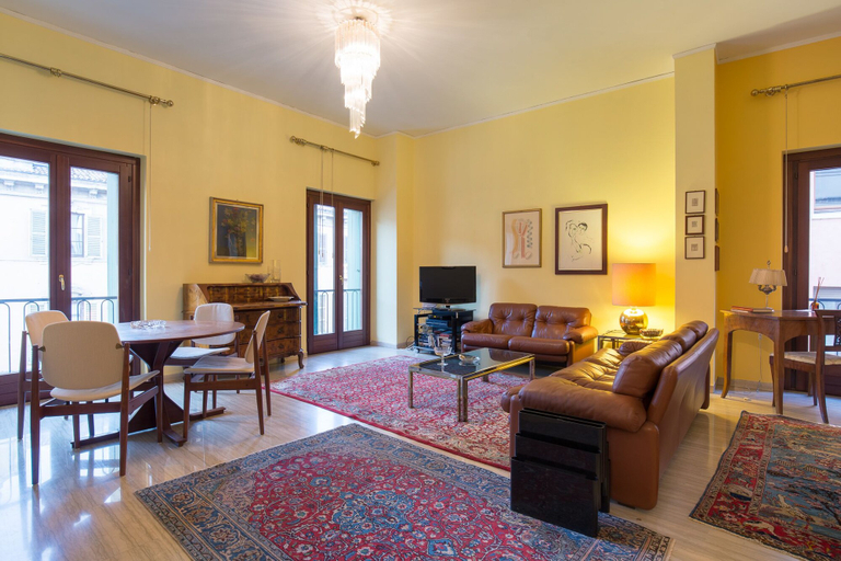 Others 5, Palazzo Fratta, Verona