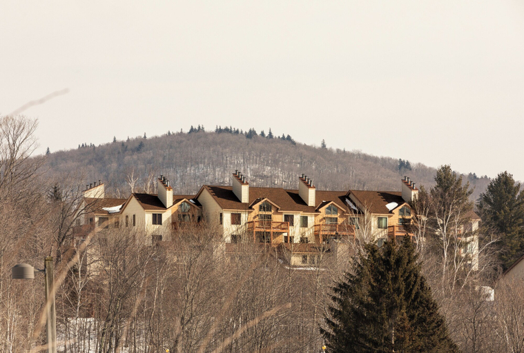 Exterior & Views 3, Mount Snow Lodging by Vail Resorts, Windham