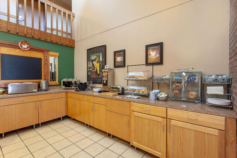 Food & Drinks, Americinn By Wyndham Willmar, Kandiyohi