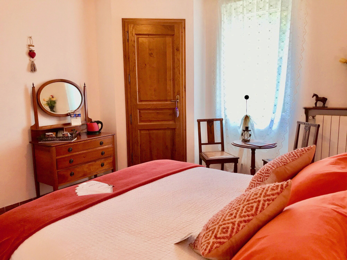 Bedroom 3, Fontaine des Magnarelles, Vaucluse