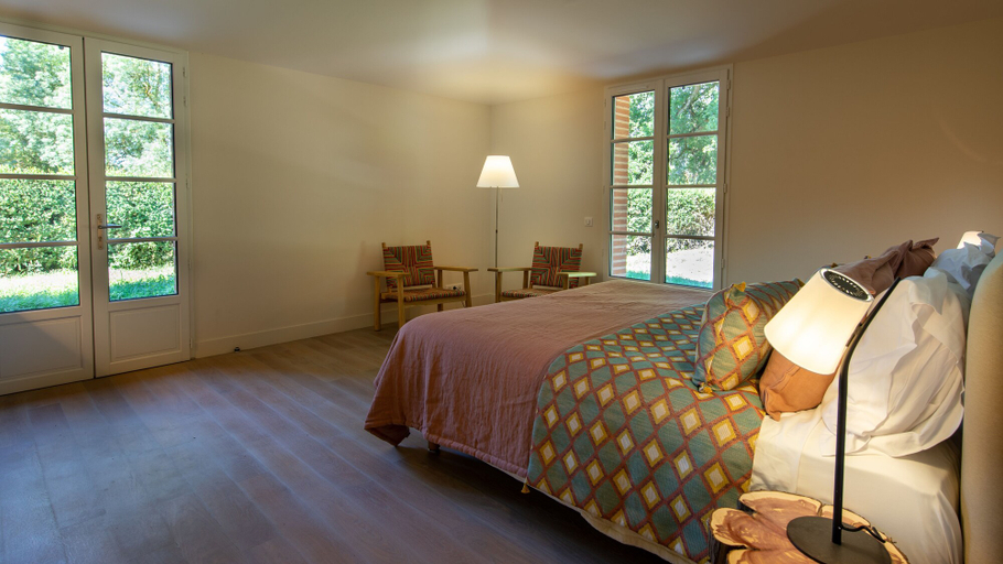 Bedroom 4, Domaine du Buc Les Gites de Prestige, Tarn