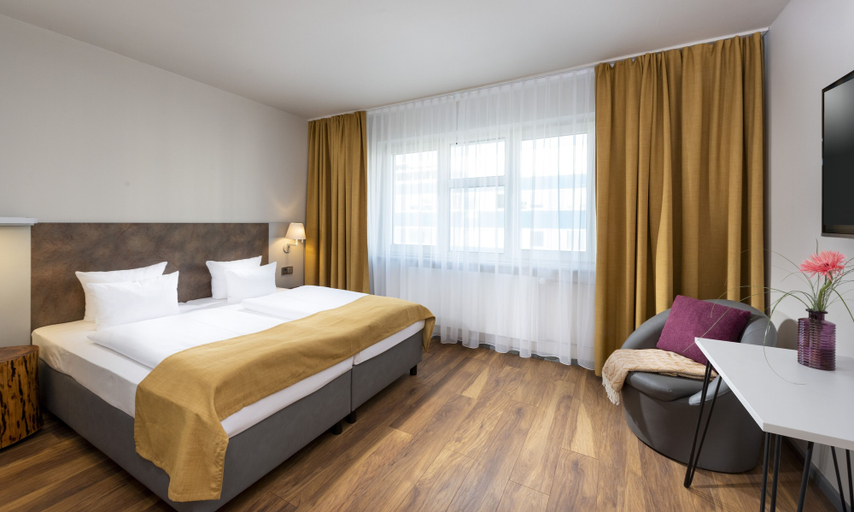 Bedroom 3, Sorat Hotel Berlin, Berlin