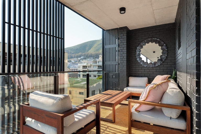 Others 5, 529 Station House, City of Cape Town