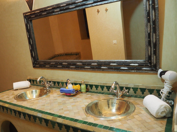 Bathroom 4, Riad Ciel d'Orient, Marrakech