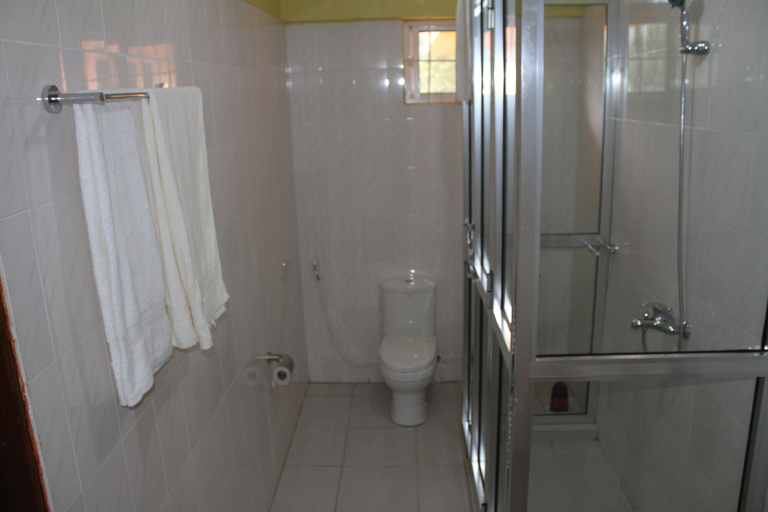 Bathroom, Arusha Family Retreat Resort, Arusha Urban