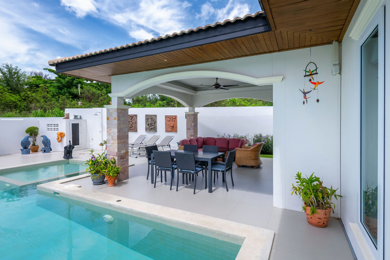 Swimming Pool 9