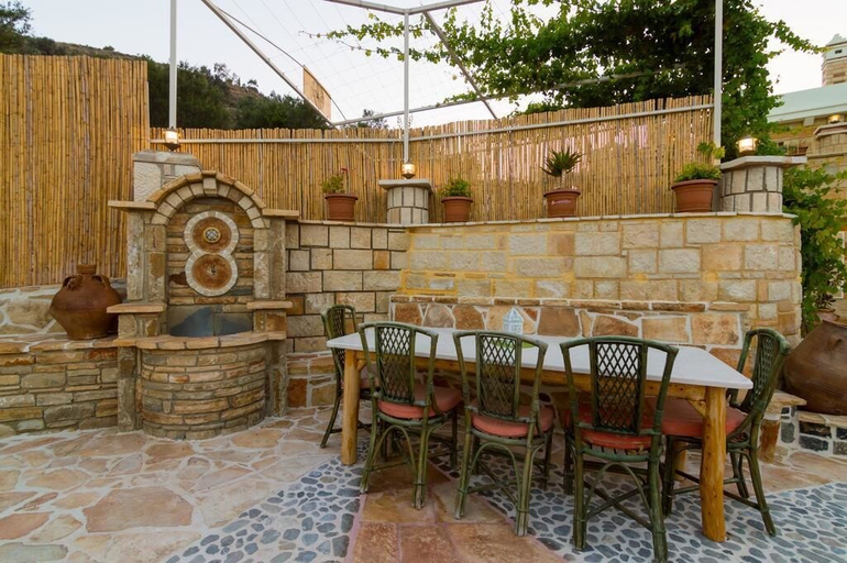 Food & Drinks, Nikolas Villas Kamilari, Faistos