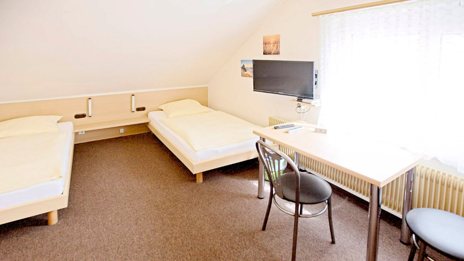 Bedroom 3, Hotel Victoria, Lörrach