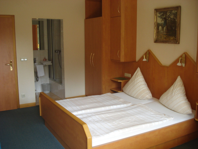 Bedroom 2, Eifel Hotel Lamberty, Bernkastel-Wittlich