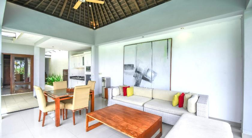 Others 5, Villa 100, Badung