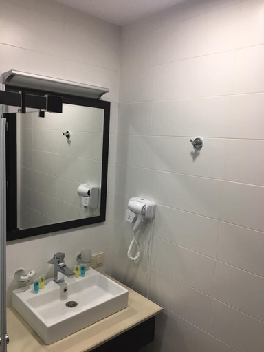 Bathroom 4, Hotel 36 - ORBI Beach Tower Batumi 36th floor, Batumi