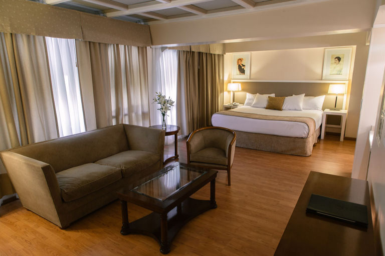 Bedroom 3, Huentala Hotel, Capital