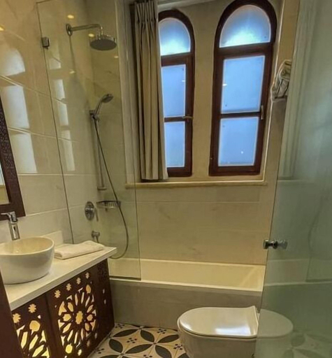 Bathroom 5, Jerusalem Hotel