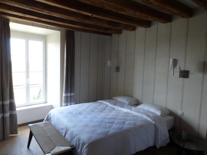 Bedroom 2, La Ferme du Château, Marne