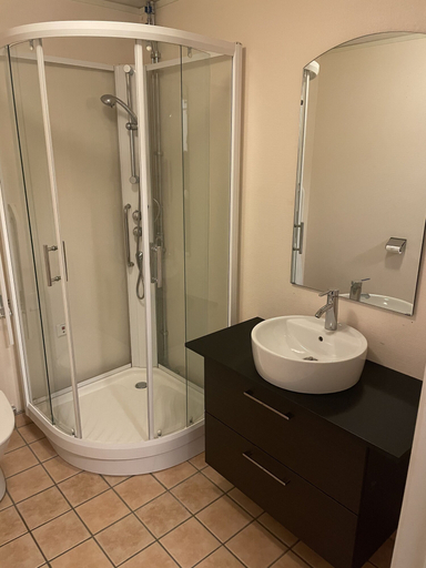 Bathroom 3, Björkbackens Vandrarhem i Vimmerby - Hostel, Vimmerby
