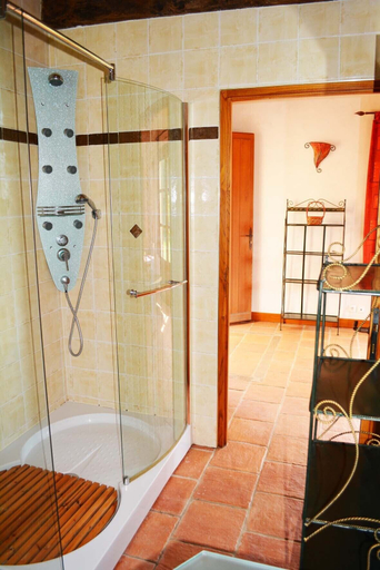 Bathroom 3, Gites Chez Annick et Patrick, Dordogne
