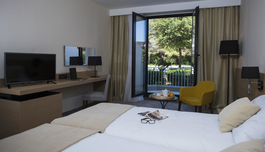 Bedroom 3, Aminess Liburna Hotel, Korčula