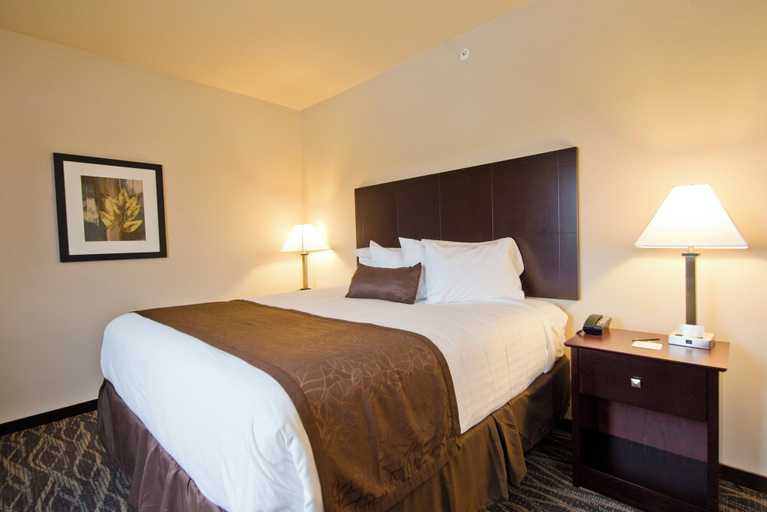 Bedroom 3, Cobblestone Inn & Suites - Boone, Boone