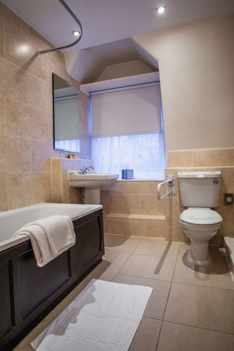 Bathroom, Classic Lodges The Old Swan Hotel, North Yorkshire