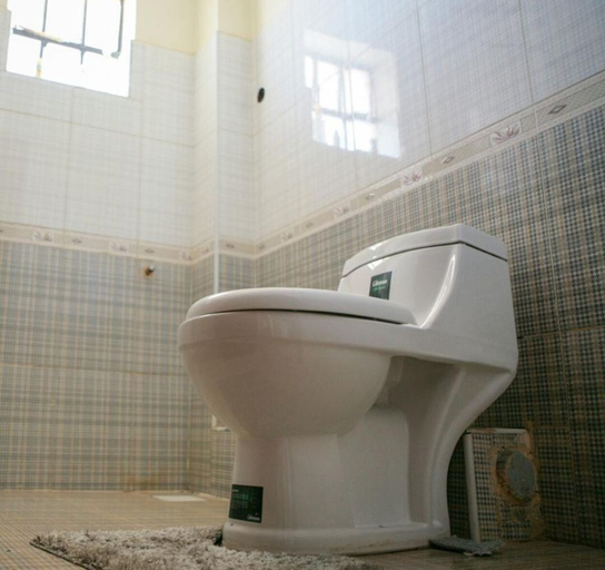 Bathroom, Jambostay, Mavoko