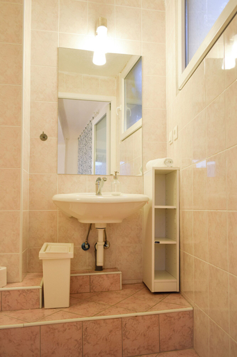 Bathroom 3, Villa Chingo